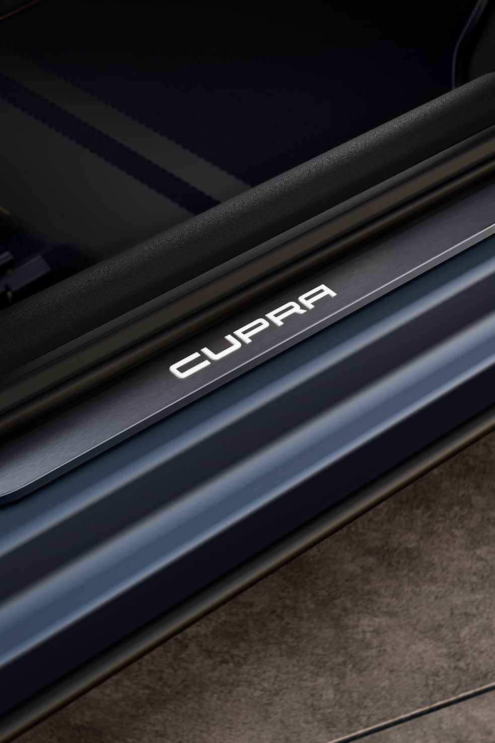 CUPRA Formentor: накладка порогу