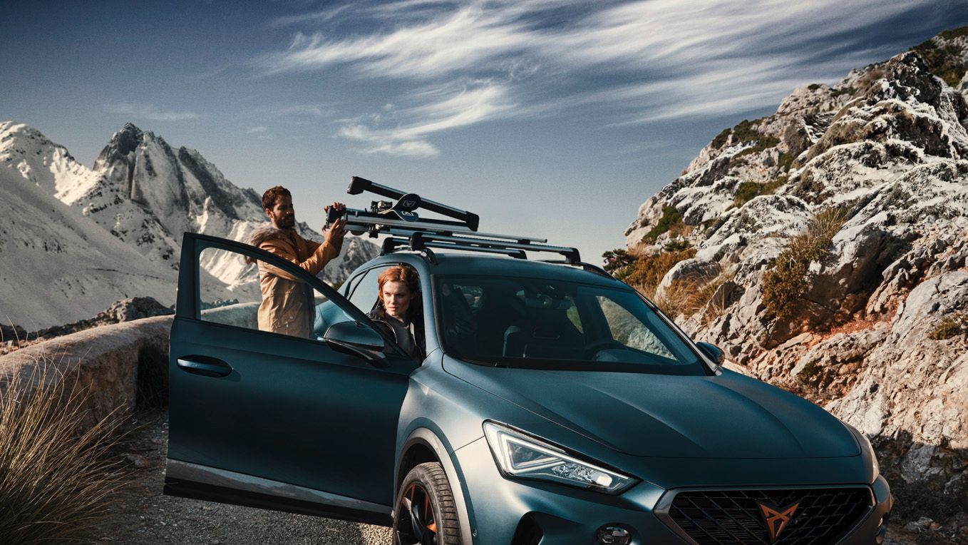 Салон CUPRA Formentor з мультимедійною системою з онлайн-сервісами