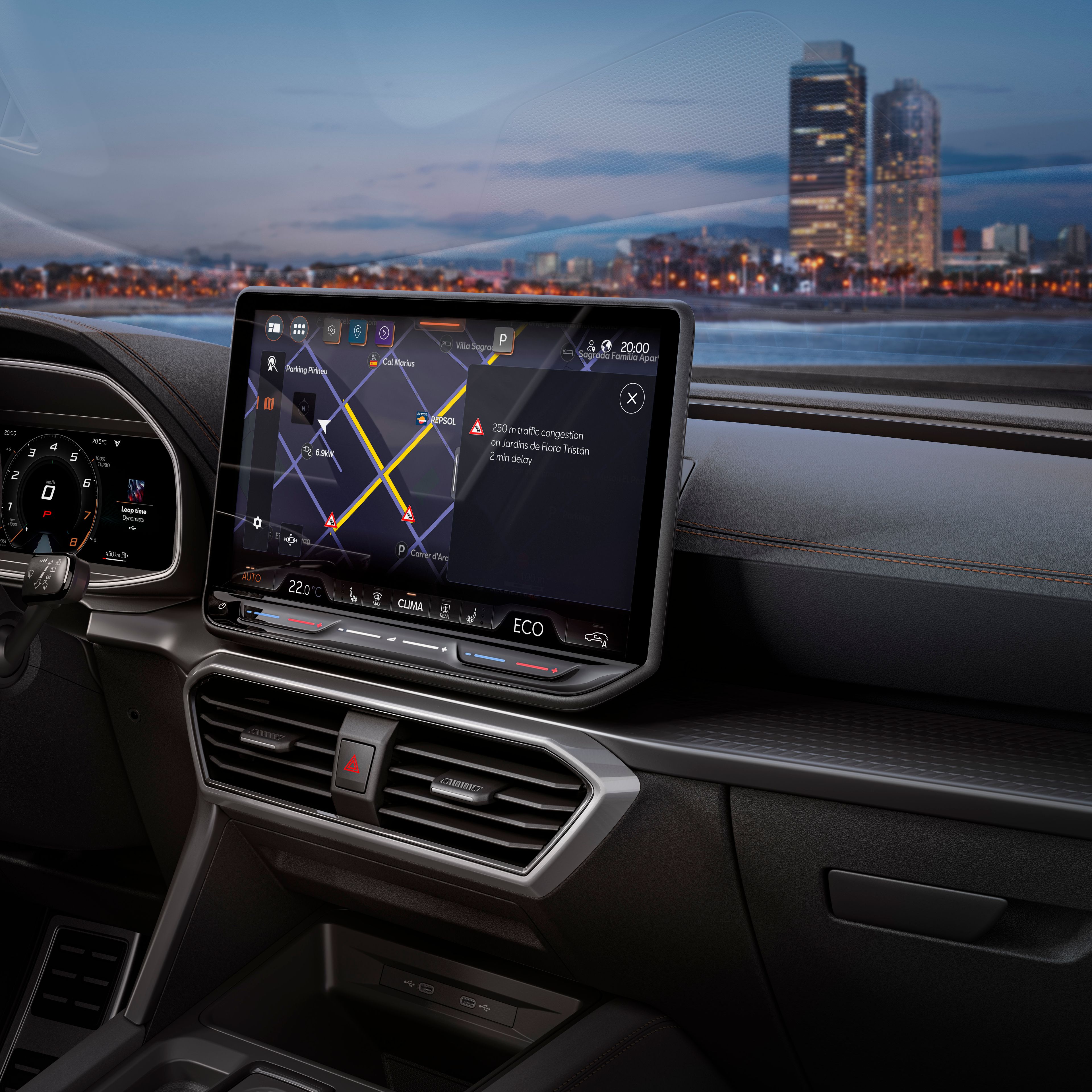 CUPRA Tavascan in Blau beim Ladevorgang